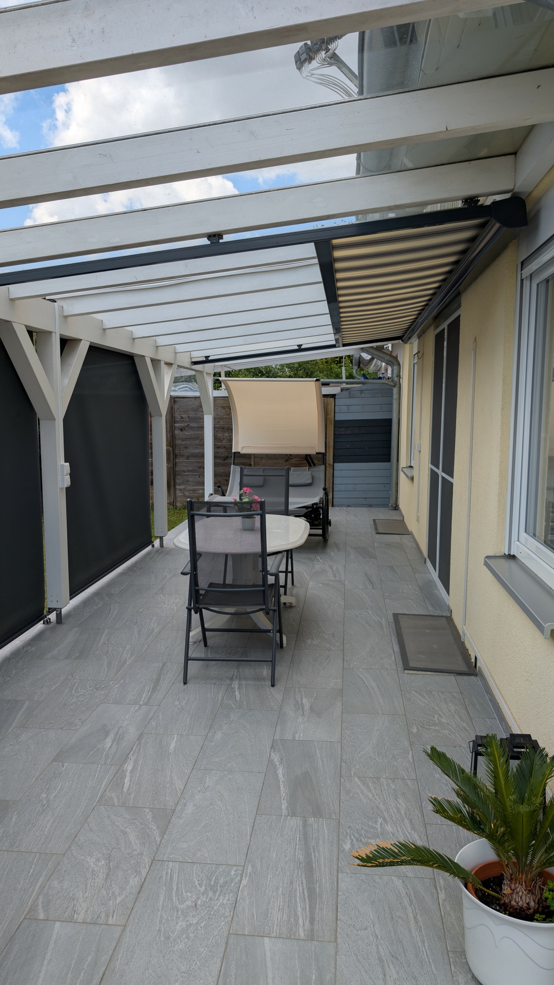 Terrasse Markise-Sonnenrollo